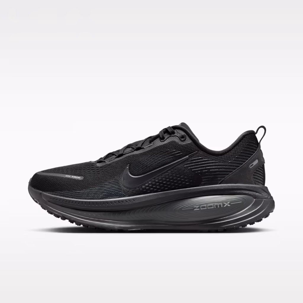 NIKE Vomero 18